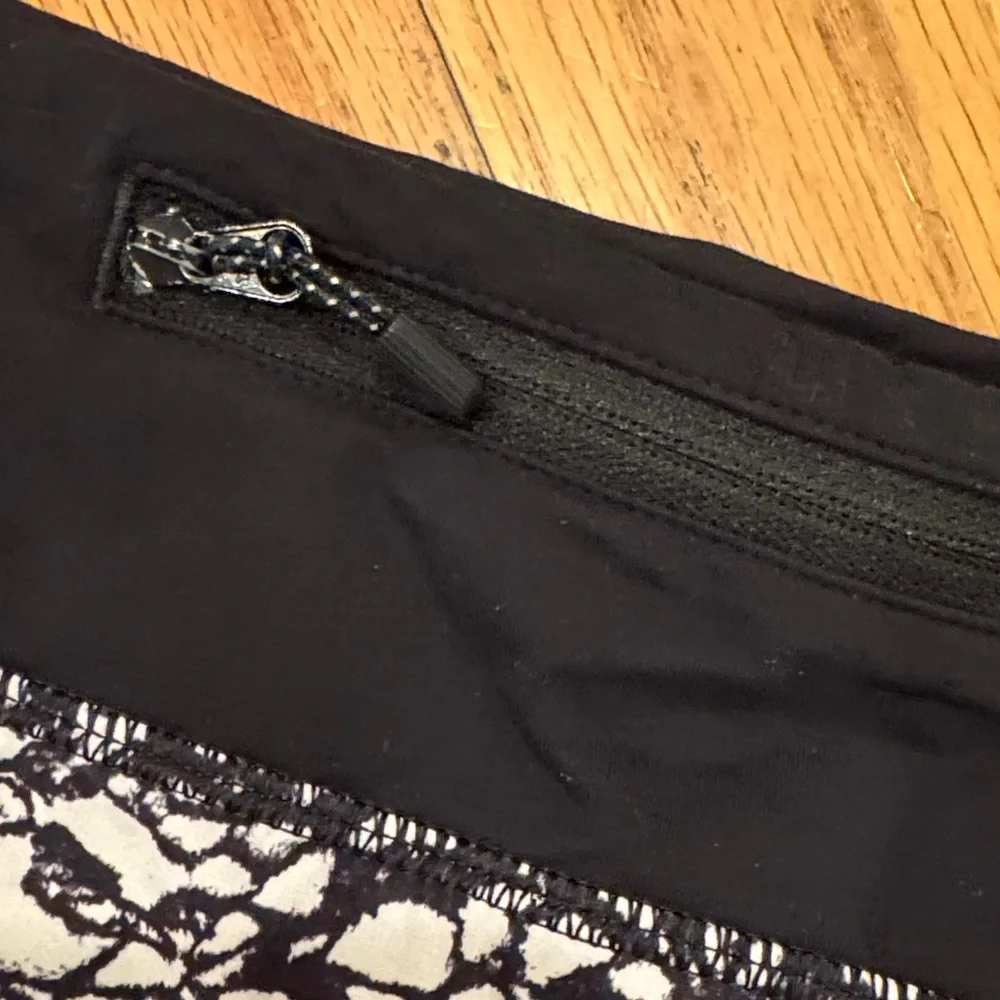 lululemon athletica Black and White Athletic Shorts - Picture 5 of 8